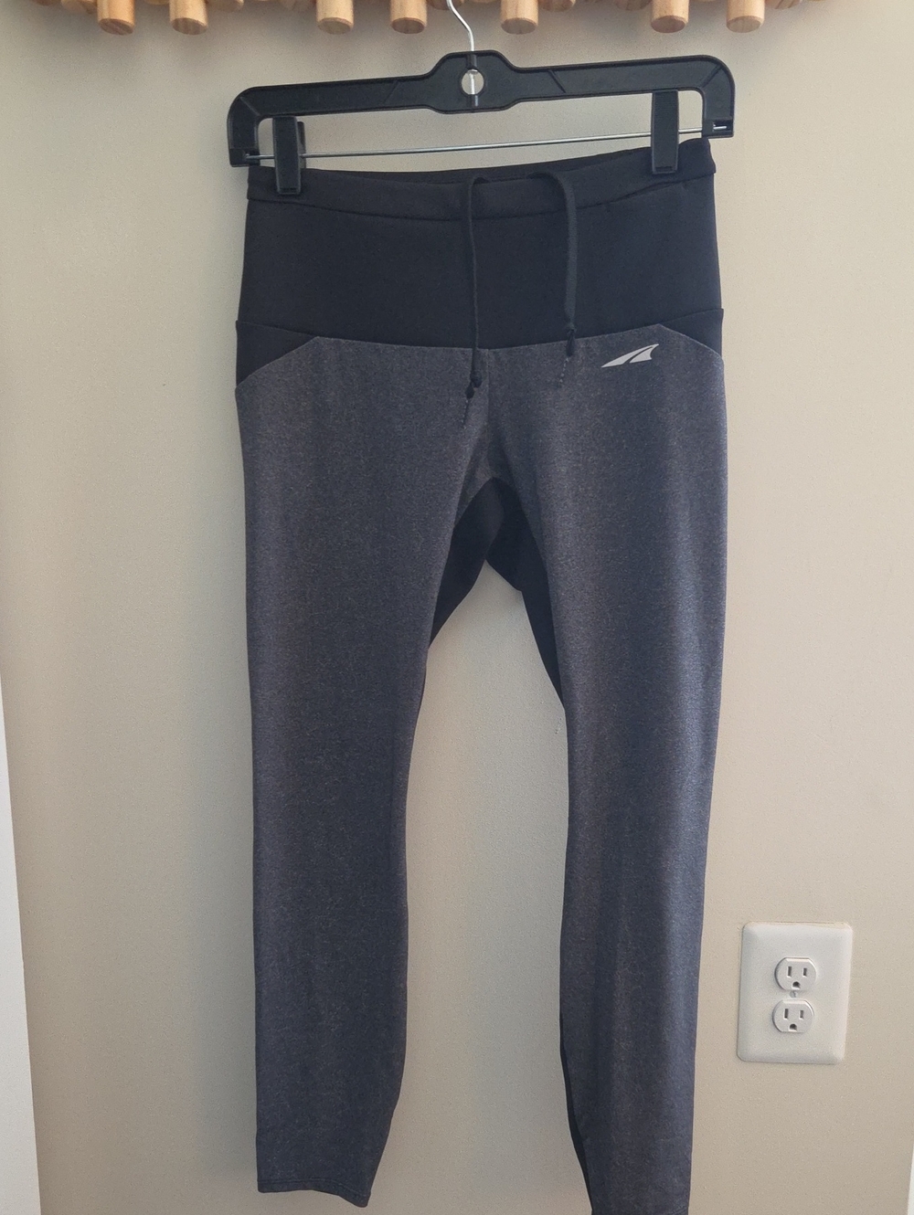 Altra Charcoal Gray & Black Running Leggings